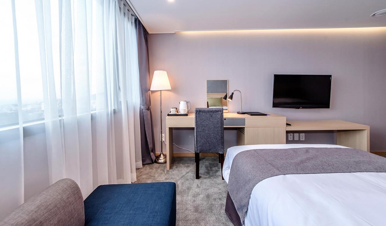 Hotel Shalom ג'גו מראה חיצוני תמונה
