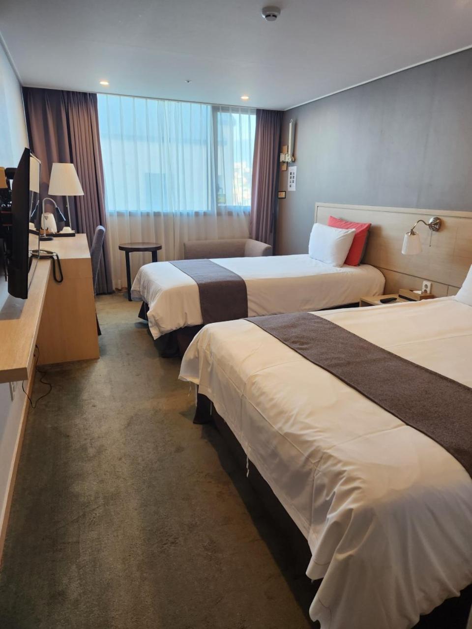 Hotel Shalom ג'גו מראה חיצוני תמונה