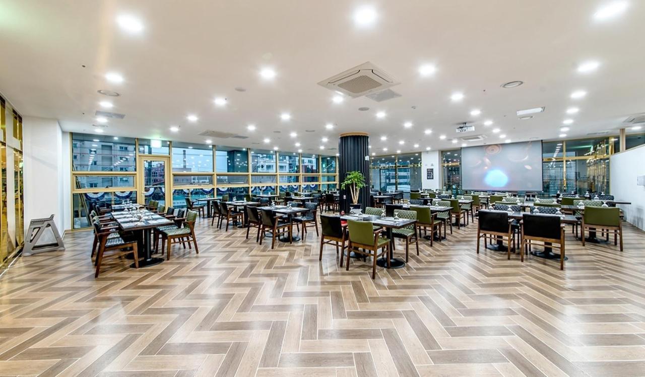 Hotel Shalom ג'גו מראה חיצוני תמונה